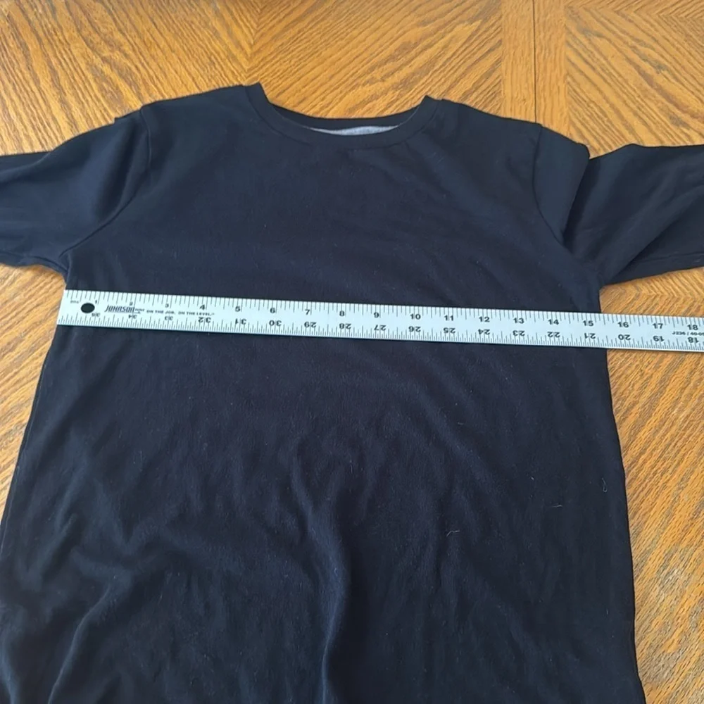 Old Navy black long sleeve shirt